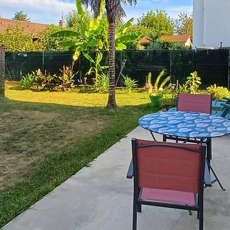 Joli Appartement Вильнёв-сюр-Ло Экстерьер фото