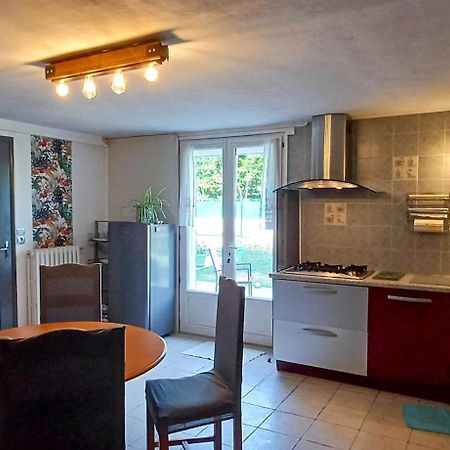 Joli Appartement Вильнёв-сюр-Ло Экстерьер фото